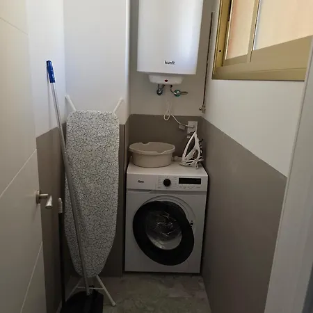 Eden Mit Beheiztem Pool, Luxurioese Ausstattung Mit Marmorboden, Marmorbadezimmer * Los Cristianos